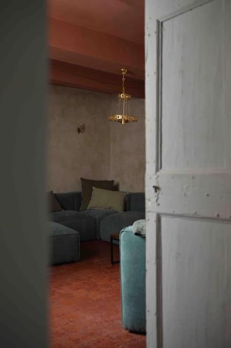 La Loge Familiale: 110M2, Place Rose Goudard, Ac LʼIsle-sur-la-Sorgue Esterno foto