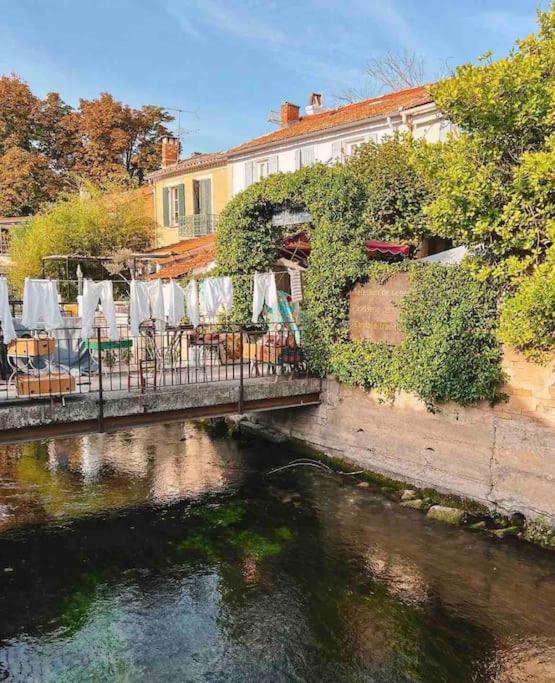 La Loge Familiale: 110M2, Place Rose Goudard, Ac LʼIsle-sur-la-Sorgue Esterno foto