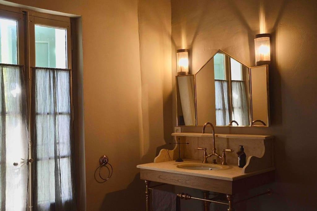 La Loge Familiale: 110M2, Place Rose Goudard, Ac LʼIsle-sur-la-Sorgue Esterno foto